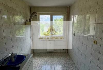 Apartament 3 Camere de Vanzare - 70 mp - Bd. Alexandru Obregia - 8