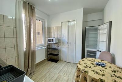 ULTRACENTRAL - 2 CAMERE - LIFT - RENOVAT - 9