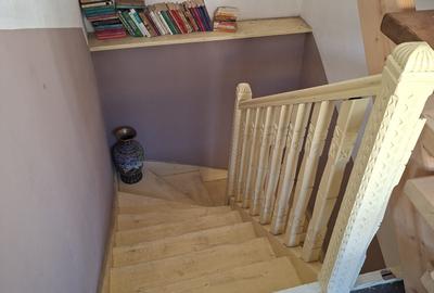 Apartament cu farmec interbelic, în vila , cu acces separat și pod mansardabil - 4