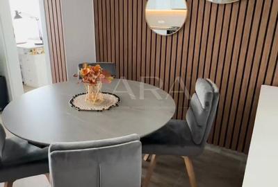 Apartament cu 3 camere semidecomandat, mobilat în Vest