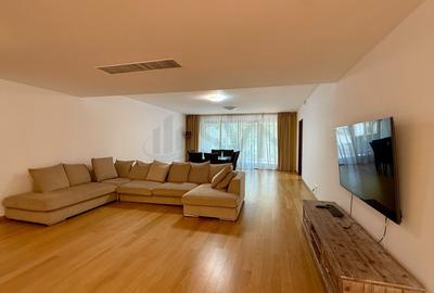 Apartament cu 3 camere semidecomandat, mobilat în Aviatorilor