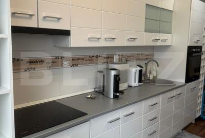 Apartament cu 2 camere semidecomandat, mobilat în Florești