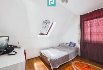 Casă cu mansardă, teren 410 mp - 12