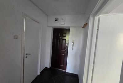 2 camere decomandat | Etaj 2/9 | Metrou Favorit - 2