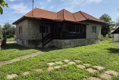 Casă renovată + anexă gospodărească, de vânzare în Gârdani, Maramureș - 2