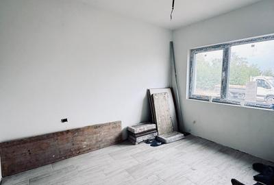 MT263 Duplex 4 camere, de VANZARE, la asfalt, Mosnita Noua, toate utilitatile - 10