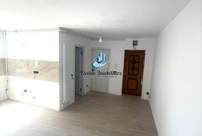 Apartament cu 2 camere decomandat în Mărăței