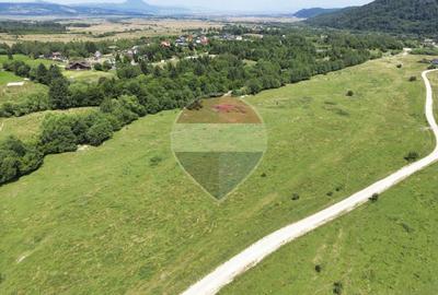 Teren Rasnov - Glajerie, 1225mp, teren drept, acces usor - 1