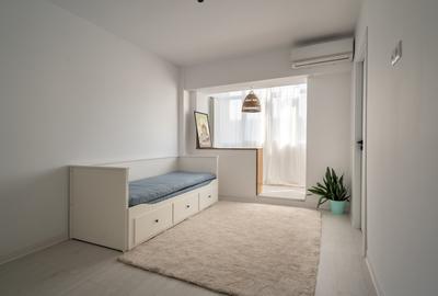Titan Metrou - Garsoniera renovata, bloc mixt - 1