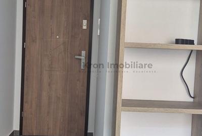Inchiriez spatiu mic in Urban Plaza- INCHIRIAT - 5
