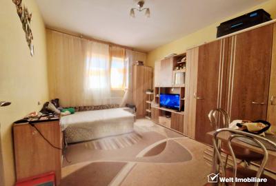 Garsonieră decomandată în Central