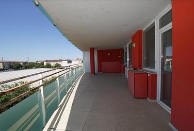 Apartament cu 3 camere, terasa generoasa si doua locuri de parcare, Ared - 18