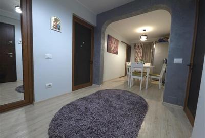 Apartament 2 camere ,56 mp, zona str Mare a Unirii , renovat complet , mobilat s - 4