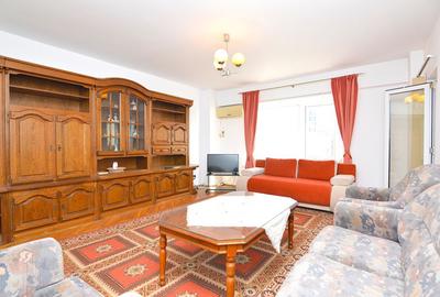 Apartament cu 3 camere decomandat, mobilat în Unirii