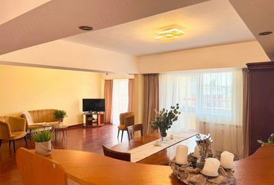 Apartament cu 3 camere decomandat, mobilat în Unirii