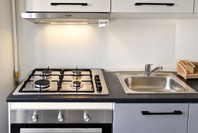 Apartament cu 3 camere - str. Domneasca, ultracentral, bloc nou - 700 euro - 3