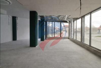 Spațiu comercial, de 187 mp, în Est