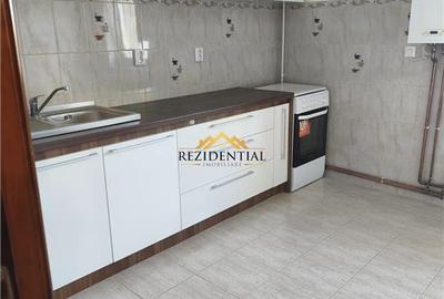 APARTAMENT 3 CAMERE - CENTRAL - 2