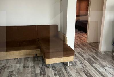 Apartament cu 2 camere decomandat, mobilat în Fratelia
