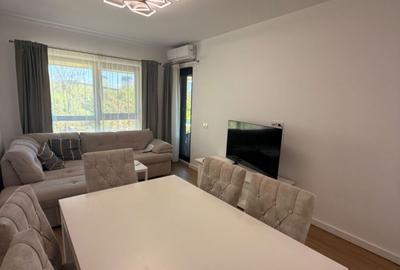 Apartament cu 3 camere decomandat în P-ta Presei Libere