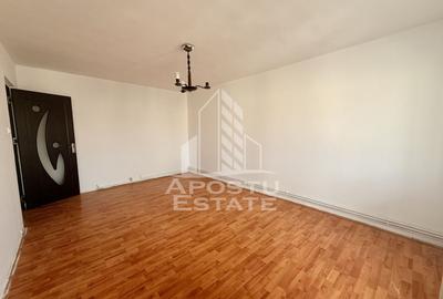 Apartament cu 3 camere decomandat în Dorobanților