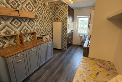 Apartament cu 4 camere decomandat, mobilat în Mănăștur