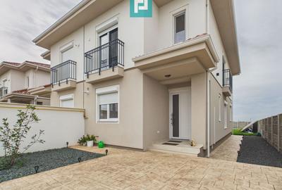 Duplex cu 4 camere în Sânandrei