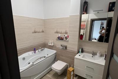 Apartament modern cu 3 camere și terasă, (optional  3 locuri parcare) -190.000 € - 13