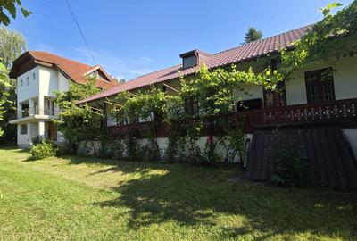 Casă cu 5 camere în Brănești
