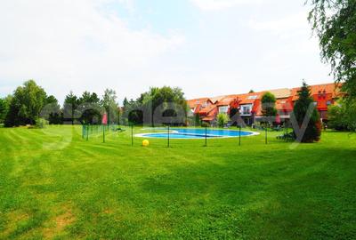 Vilă cu 7 camere in complex cu piscina - 1