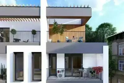 Apartament cu 3 camere semidecomandat în Vitan