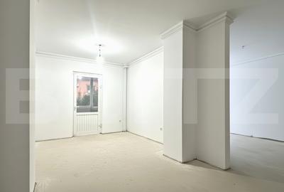 Apartament cu 4 camere decomandat în Decebal