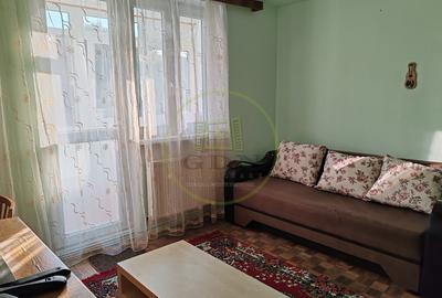 Apartament cu 2 camere semidecomandat, mobilat în Mihai Viteazul