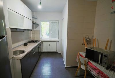 Apartament 3 Camere/Drumul Taberei.Bloc. etaj 1/10,decomandat. - 4