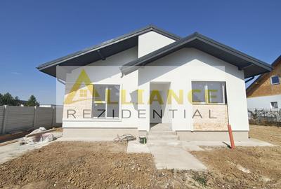 Casă individuală cu 4 camere în Berceni