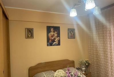 Apartament 2 camere , zona strada Mare a Unirii, et 3 4 , decomandat, 65 mp , bl - 8