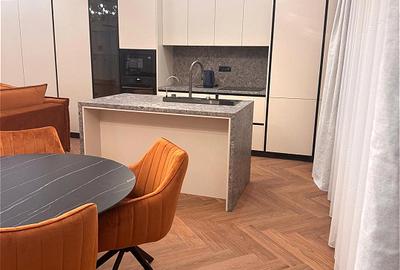 Apartament cu 3 camere semidecomandat, mobilat în Pipera