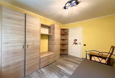 Apartament cu 3 camere, 2 bai  - zona Tractorul - 13