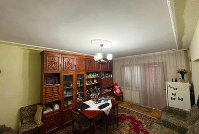 Apartament de vanzare | 3 camere, 70 mp | Centrală proprie - 2