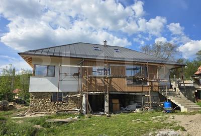 Casă modernă în Vâlcele, teren 1000 mp - 1