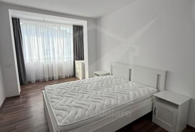Apartament cu 2 camere semidecomandat, mobilat în Florești