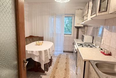 DE INCHIRIAT, 2 CAMERE DECOMANDAT, ET 1, BL-DUL POITIERS - 1