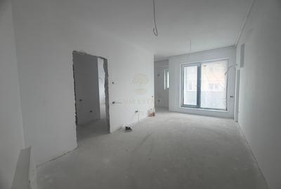 Apartament cu 2 camere semidecomandat, mobilat în Eminescu