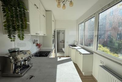 Apartament cu 3 camere semidecomandat în Semicentral