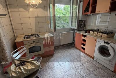 Apartament cu 2 camere decomandat, mobilat în P-ța Reșița