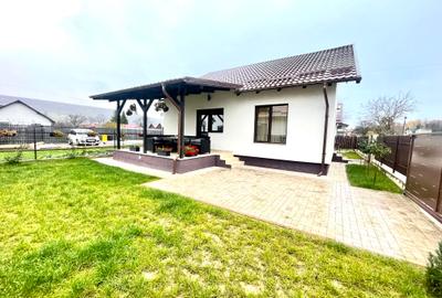 Casă individuală cu 3 camere în Hemeiuș