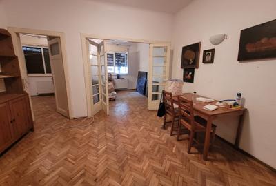 Apartament 3 camere- B-dul Al. Ioan Cuza, ideal  locuinta sau birou - 2