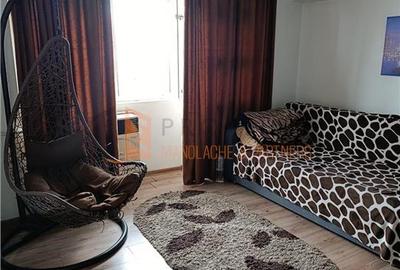 Apartament cu 2 camere semidecomandat, mobilat în Unirii Sud