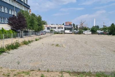 Teren Construcții intravilan de 2672 mp, în P-ta Presei Libere