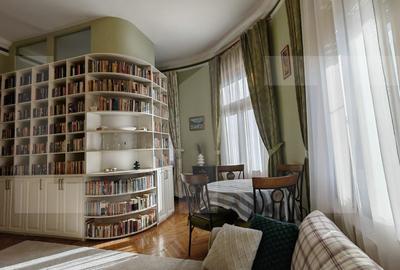 Apartament cu 3 camere decomandat, mobilat în Ultracentral